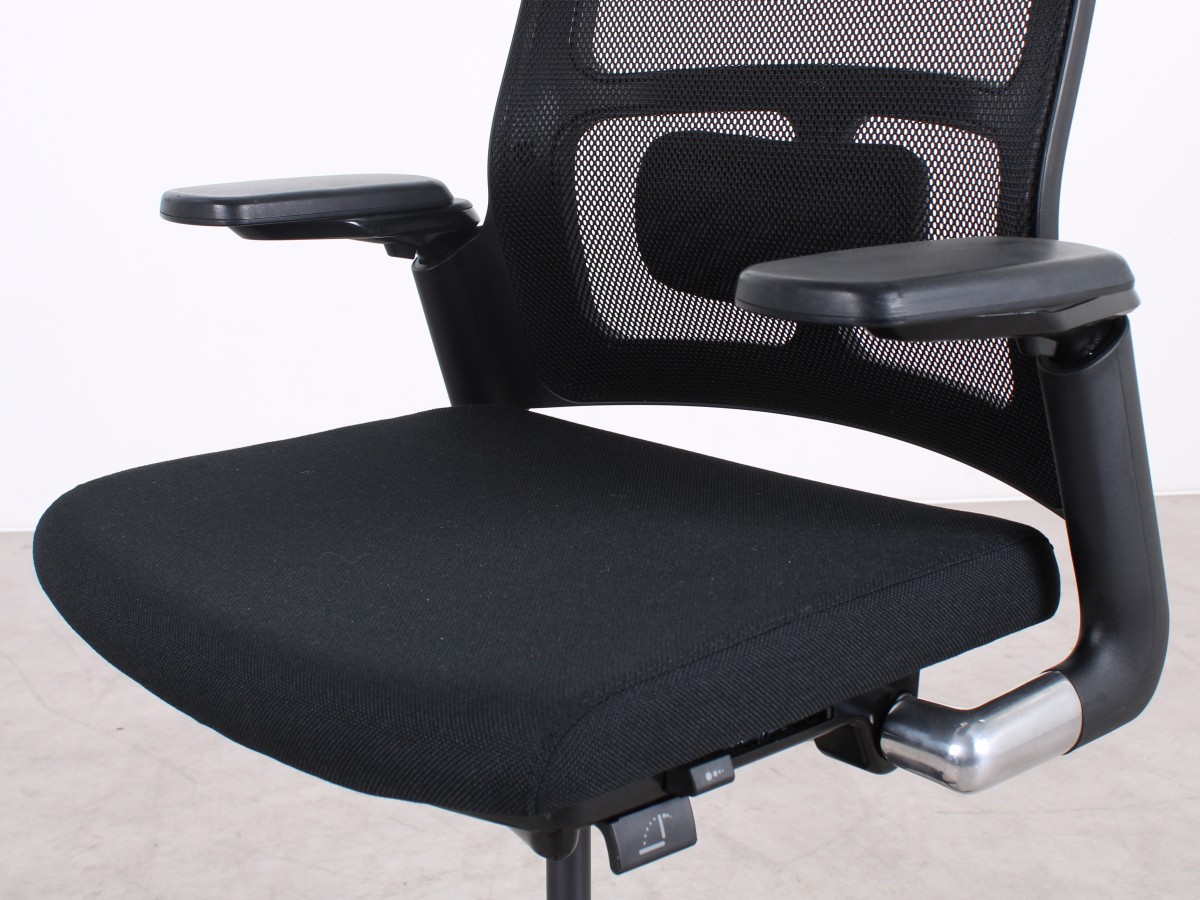Ahrend 2020 Verta bureaustoel | Multi Ratio