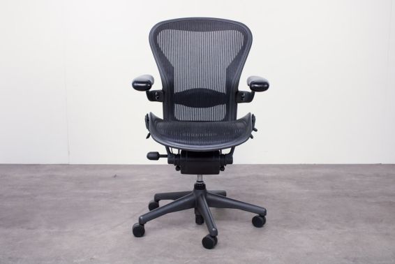 Bureaustoel Herman Miller Aeron Graphite zonder