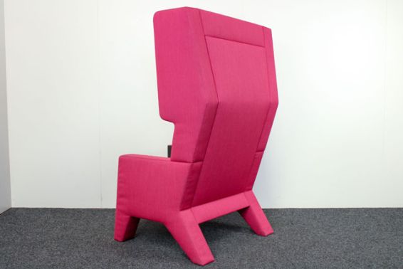 Earchair Prooff achter
