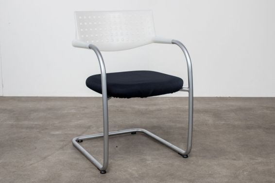 Vitra2