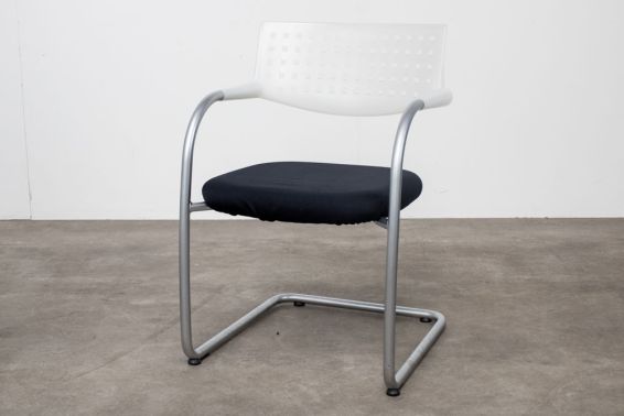 Vitra4