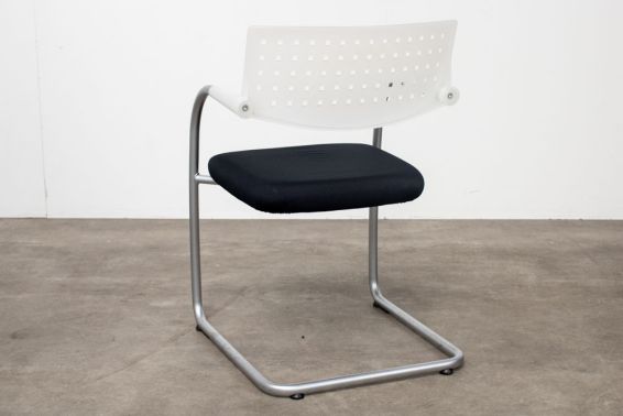Vitra3