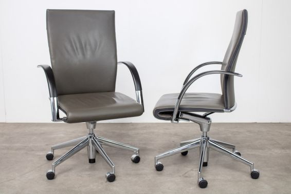 Leren design stoel Ahrend 350