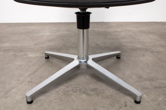 Design stoel Vitra Softshell10