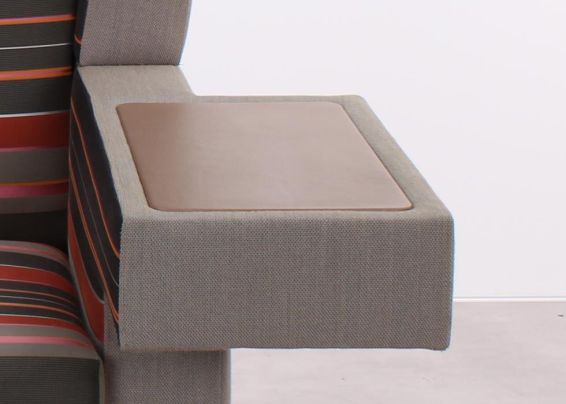 Earchair Prooff5