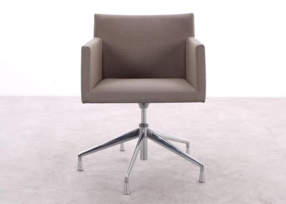 Fauteuil Arper Masai1