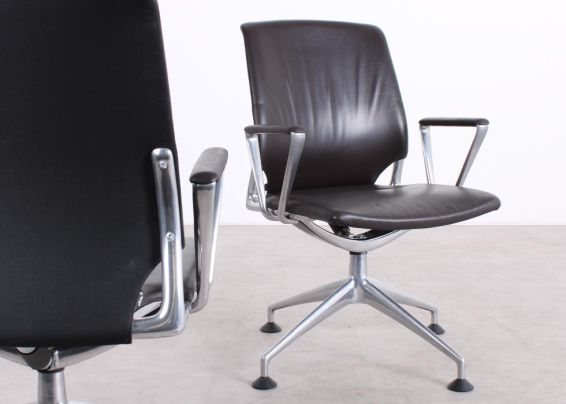 Vitra Meda Chair1