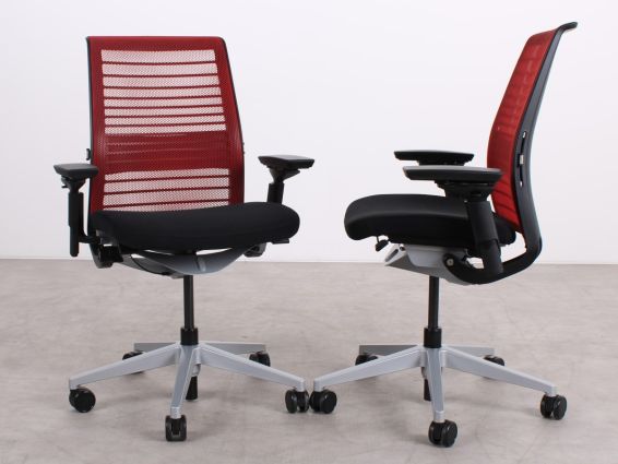 Bureaustoel Steelcase Think