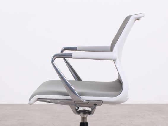 Tweedehands-Vitra-Unix-Chair