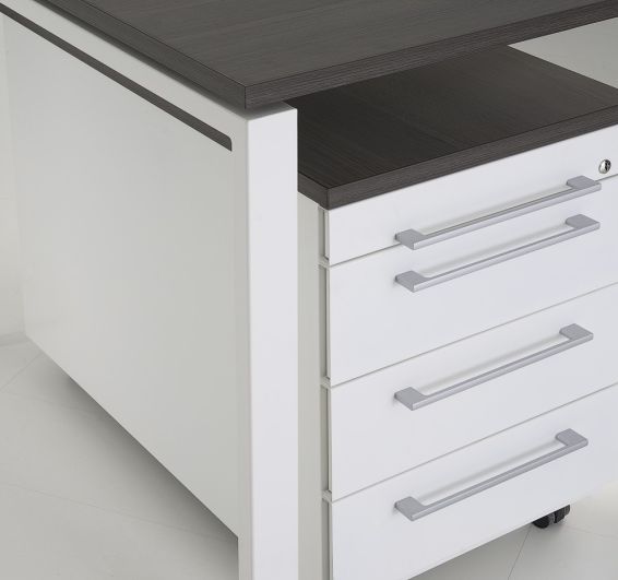 Carré ladenblok onder bureau