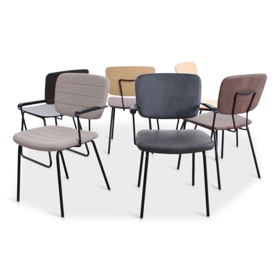 Stoel power 4 poots frame met armleggers en 5 cm dik bekleed