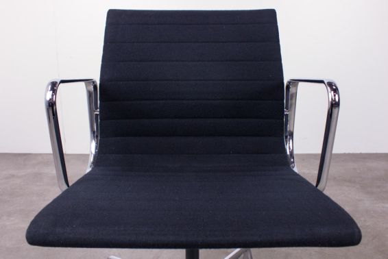 Aluminium Chair Vitra EA108 10