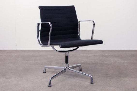 Aluminium Chair Vitra EA108 2