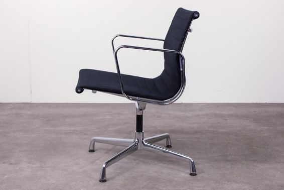 Aluminium Chair Vitra EA108 6