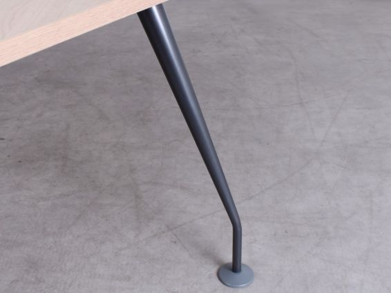 7779-Tweedehands-vergadertafel-Dynamobel-CELL